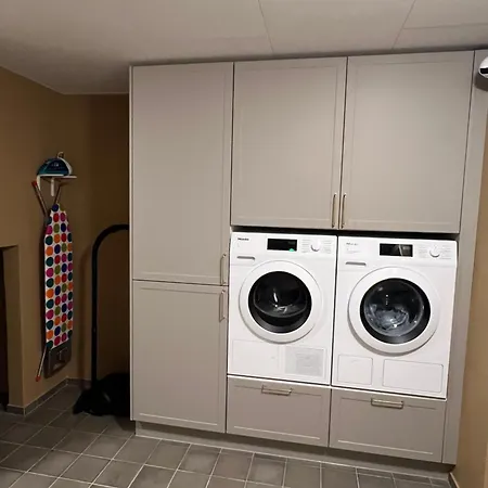 Byhuset - Hems 60 바일레