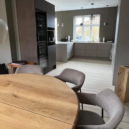 Byhuset - Hems 60 바일레