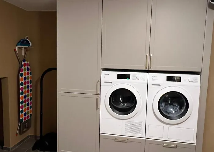 Byhuset - Hems 60 바일레